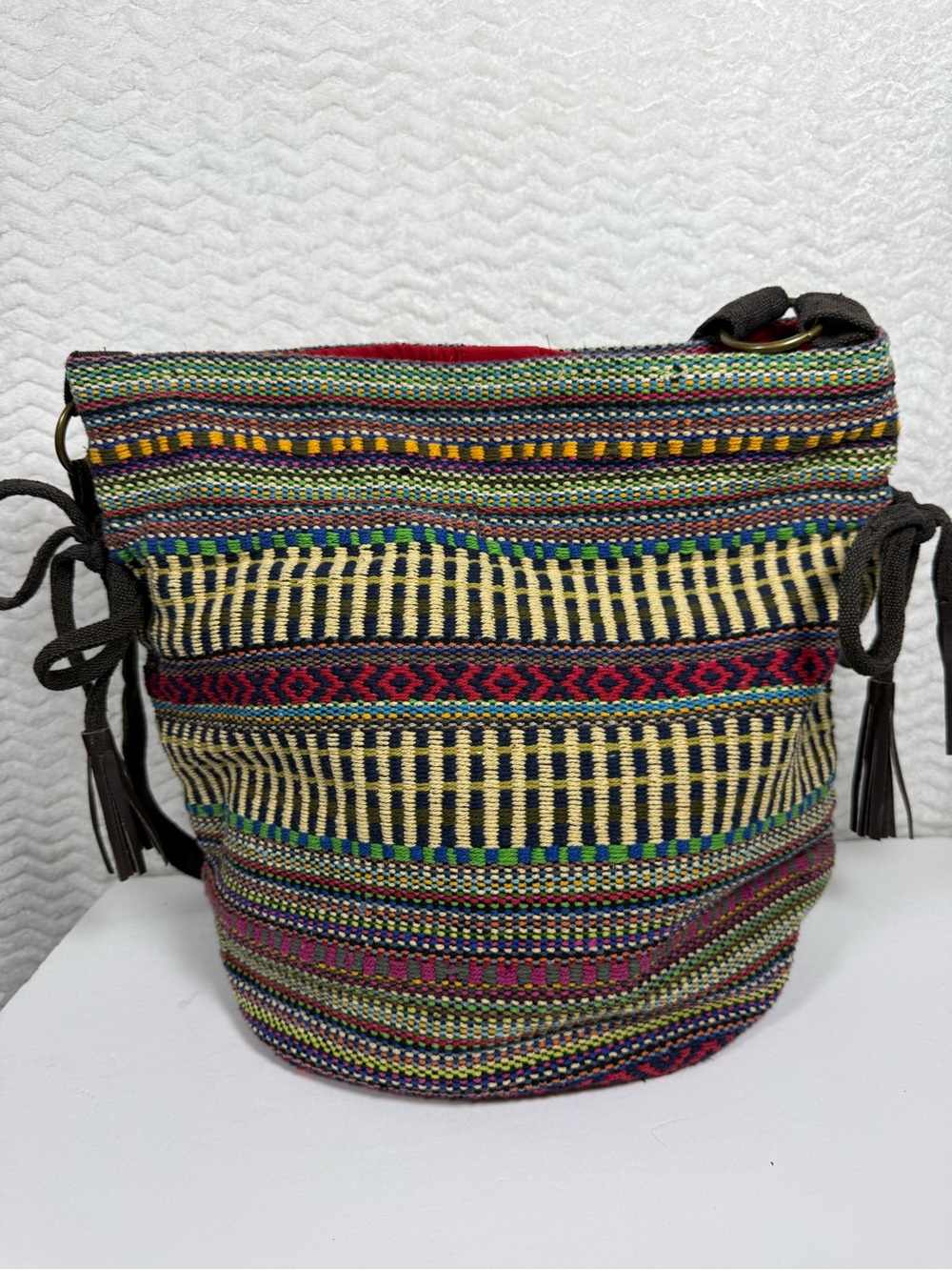 Boho Multi-Color Woven Crossbody Bag. Stunner π€© - Picture 7 of 10
